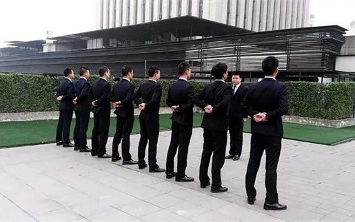 烟台揭秘：如何选择靠谱的收债公司？老司机给你支招